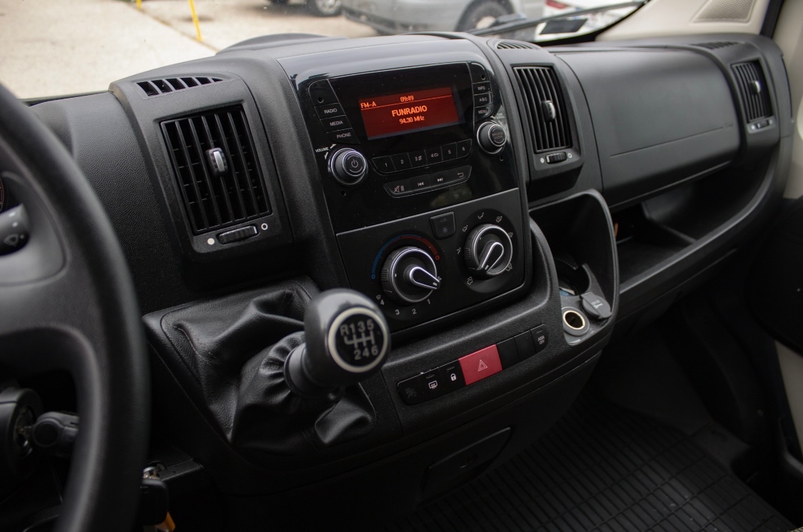 Peugeot Boxer 2.0 BlueHDi 9-miestny - 15