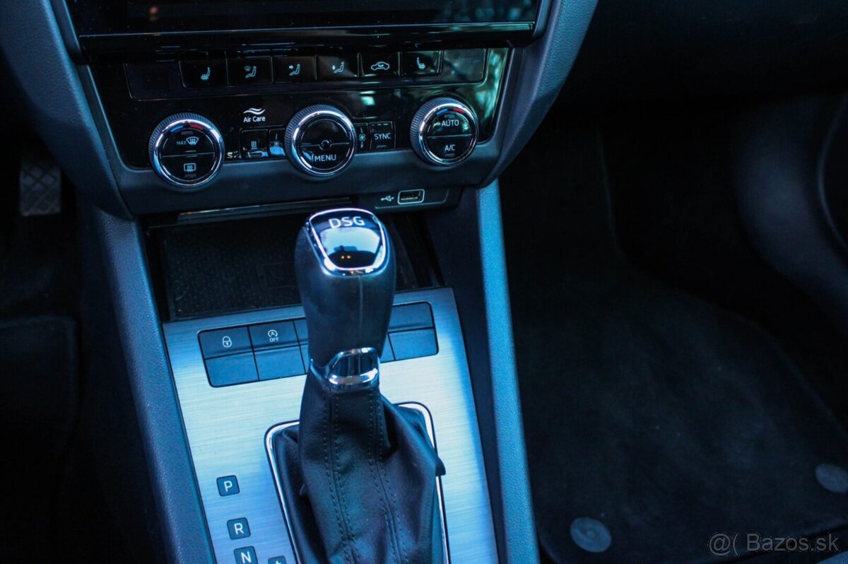 Škoda Octavia Combi 2.0 TDI Team DSG - 15