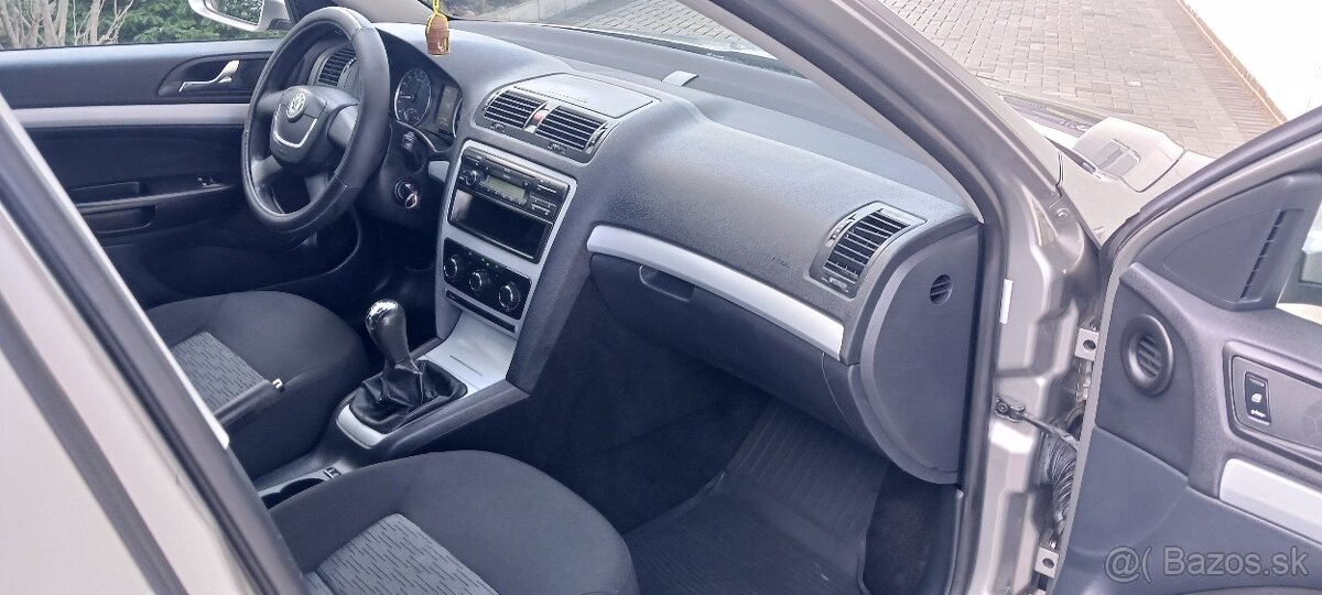 Predám Škoda Octavia II 1.6 TDI 77kW - 15