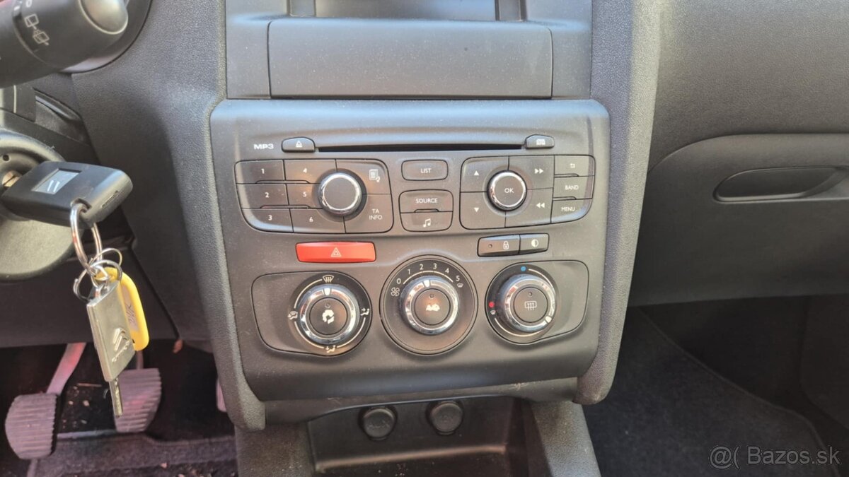 Citroen C4 1,6HDI 68kw kód: 9H06 - 15