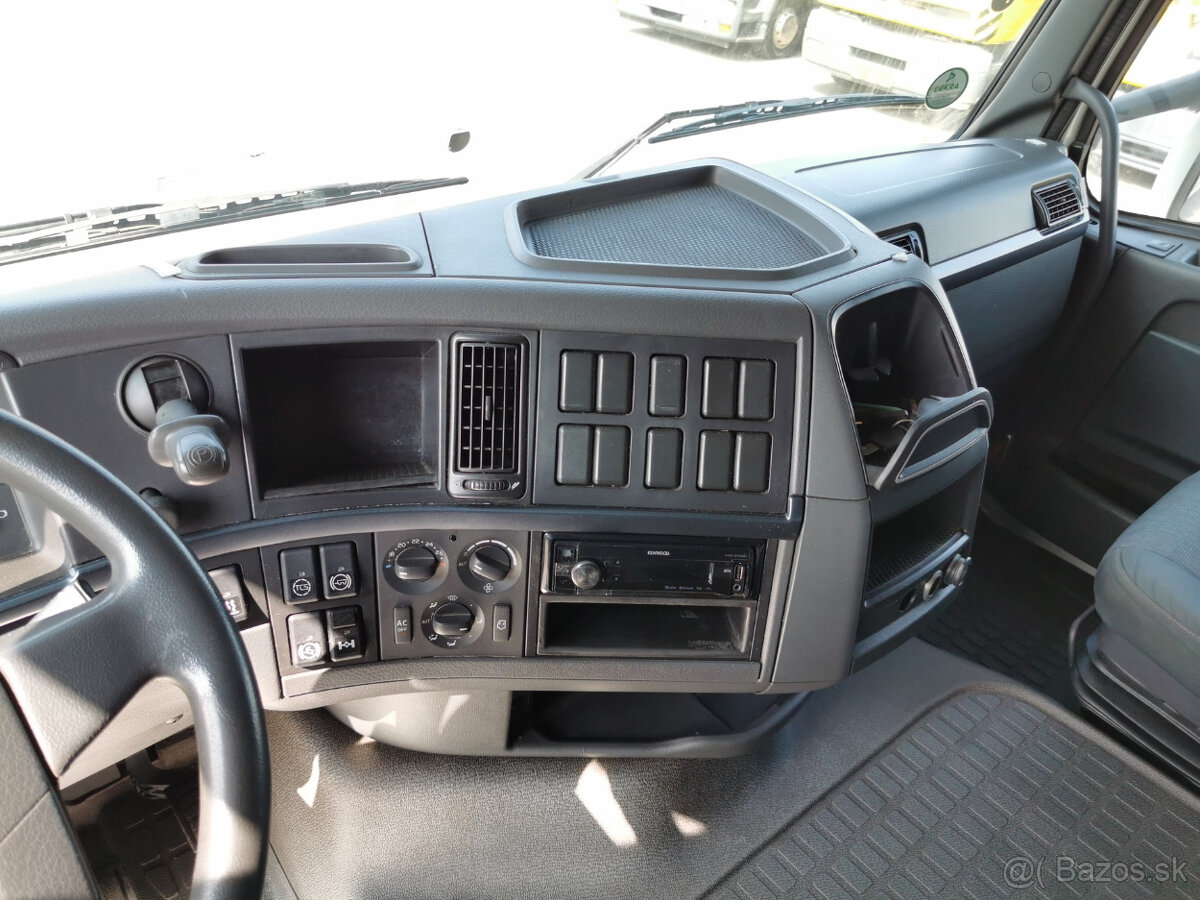 Prodám tahač návěsů VOLVO FH 13.460 42T EEV - 15