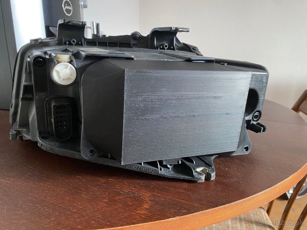 A4 B6 Zadné kryty Bi-xenon - 15