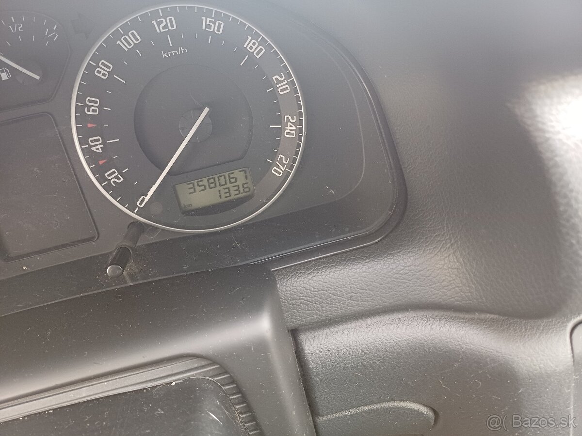 Škoda Superb 1.9 TDI 85kw - 15