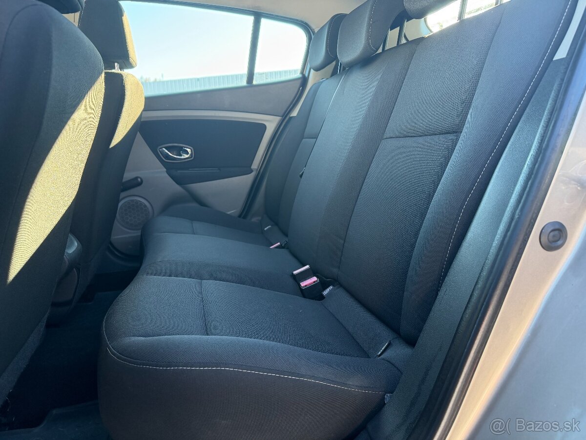 Renault Mégane 1.6 16V Expression - 15