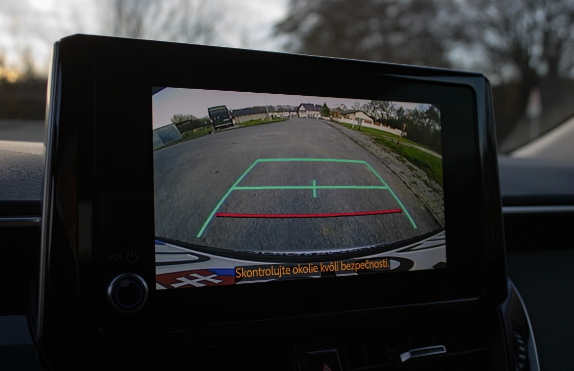 Toyota Corolla Sedan 1.8 Hybrid e-CVT - 15