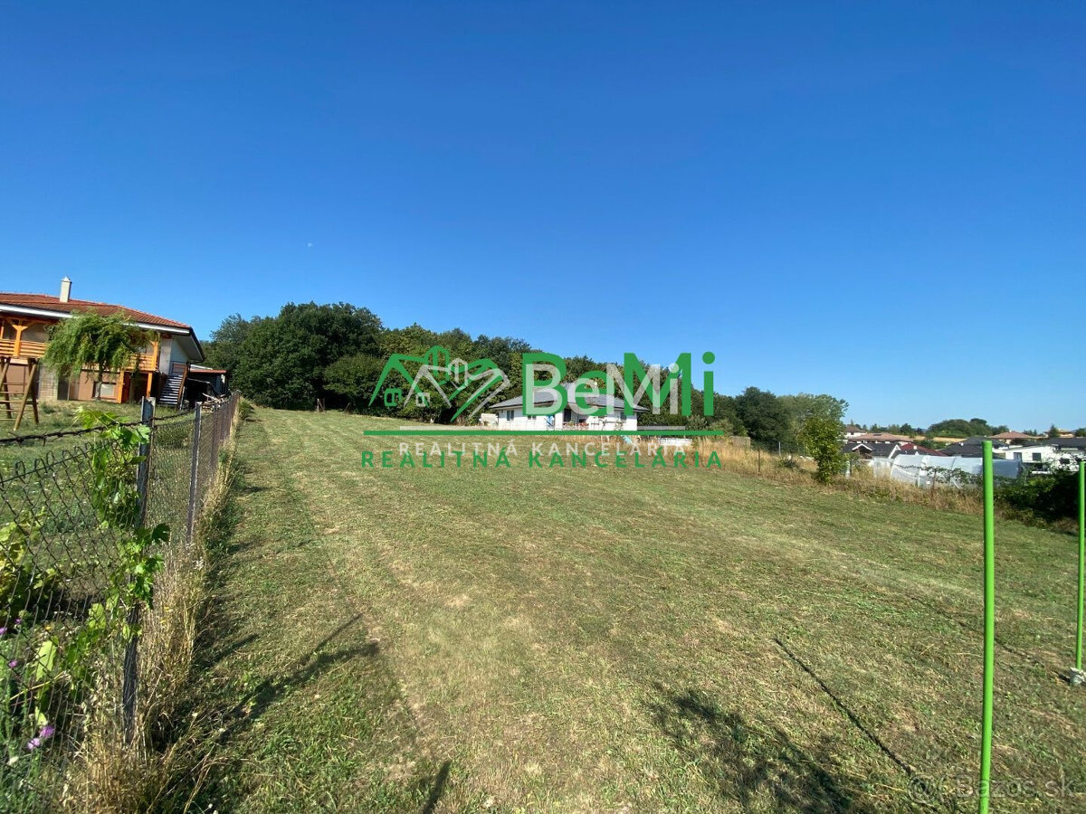 REZERVOVANÉ Pozemok Malý Lapáš 1 321 m2 ID 333-14-MIG - 15