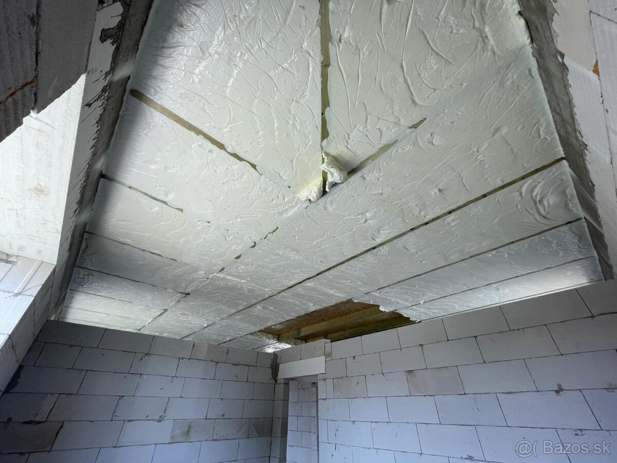 ZATEPLENIE STRIEKANOU PUR PENOU – PODKROVIE, GARÁŽ, DOM - 15