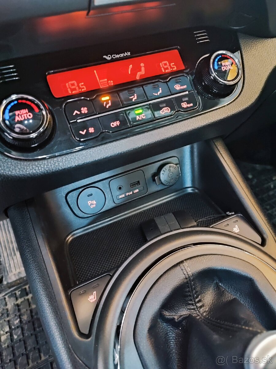 Kia Sportage r.v.2013 - 15