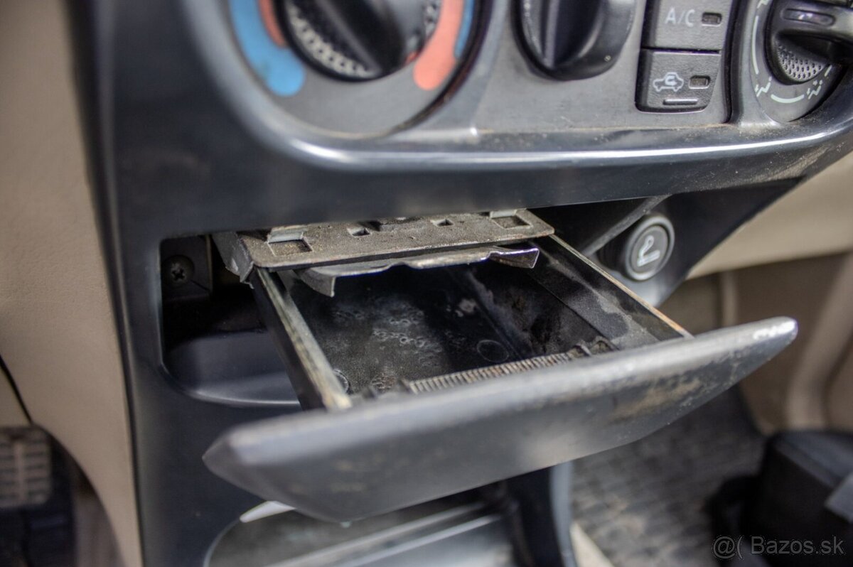 Nissan Terrano II 2.7 tdi - 15