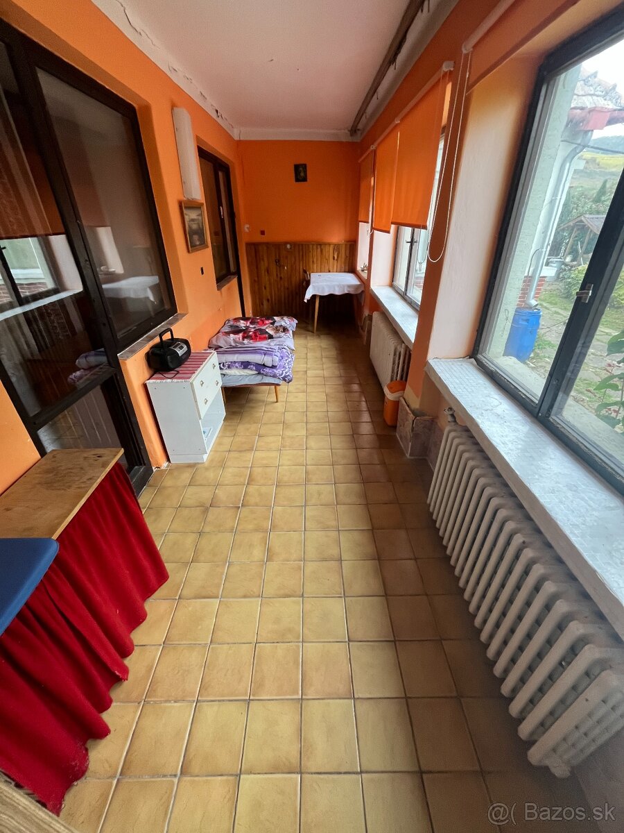 Na predaj rodinný dom v obci Viničky - 15