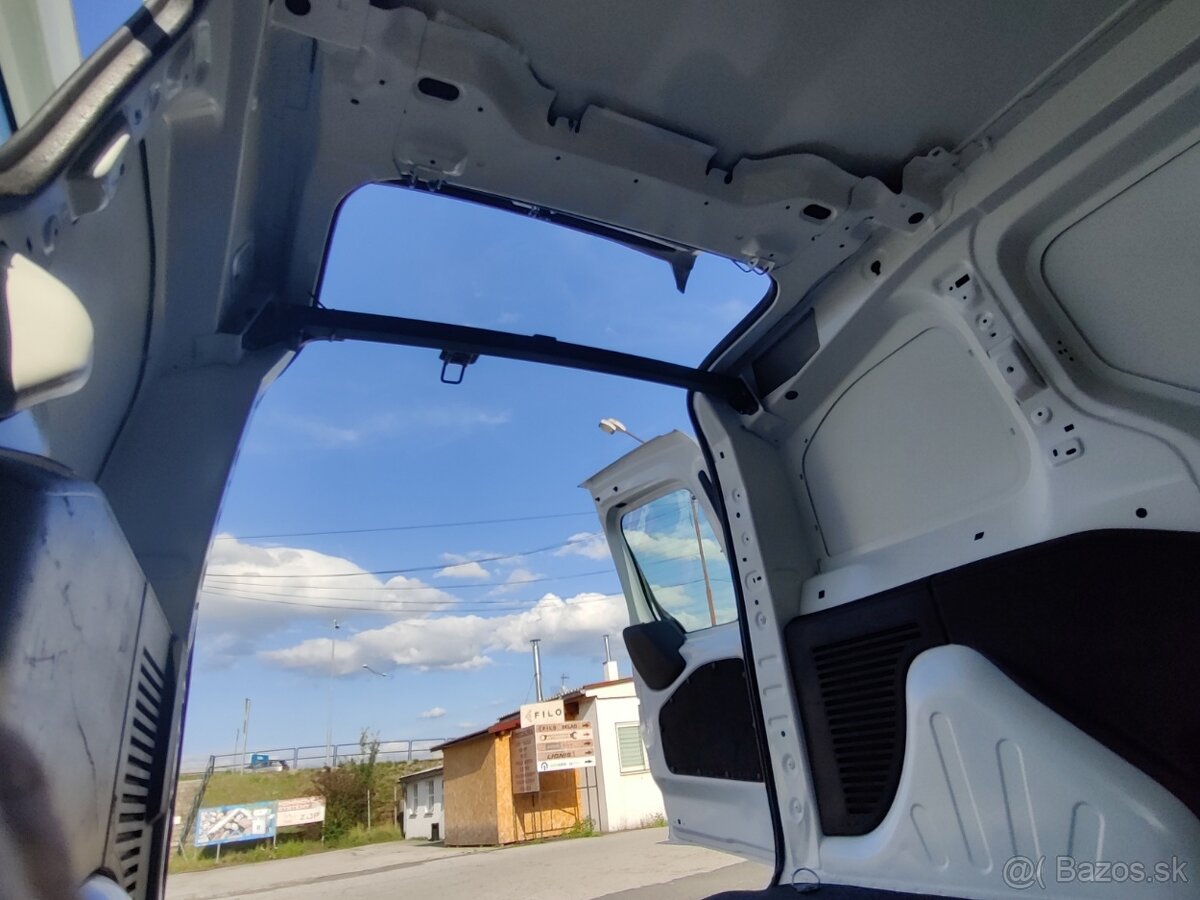 Peugeot Partner - 15