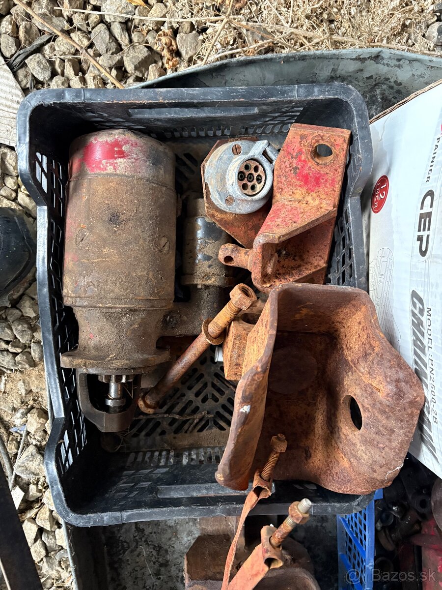 Predám 2x traktor McCormick 439, 40koni - 15