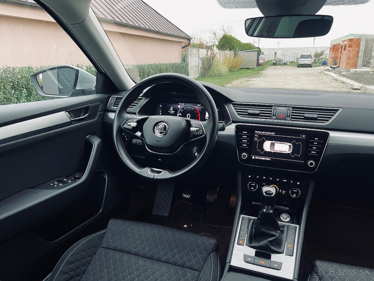 Škoda Superb Combi 2.0TDI Style 2021 - 15
