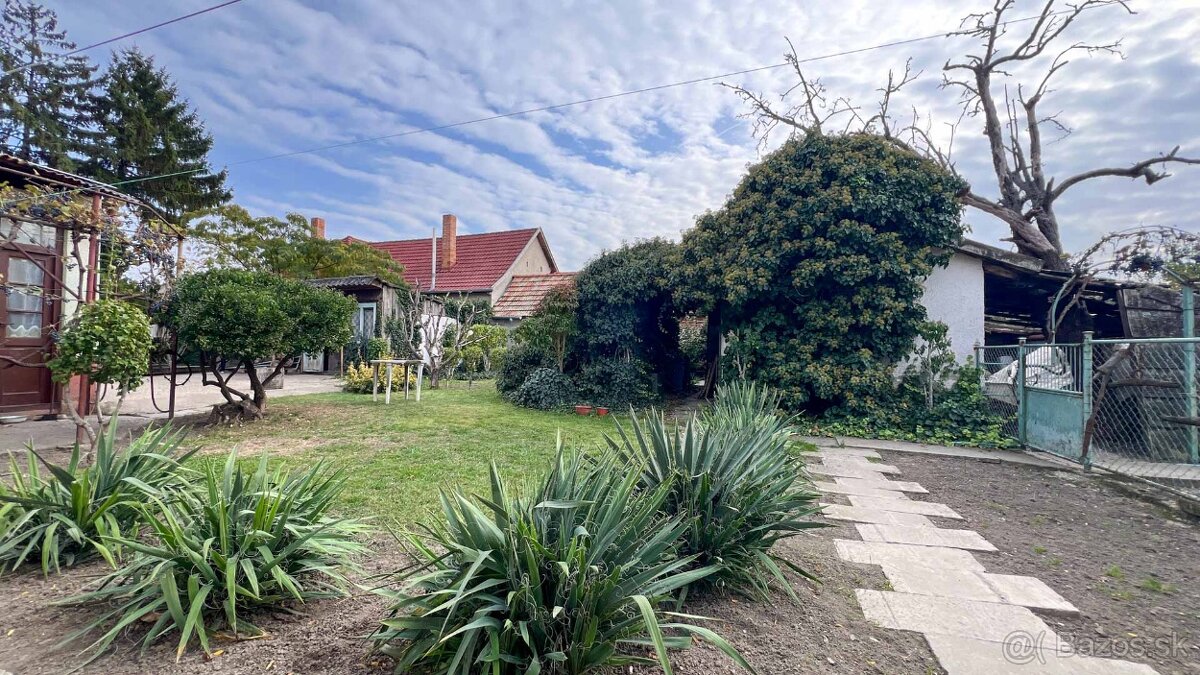 4-izbový rodinný dom v pôvodnom stave - Dolné Saliby - 15