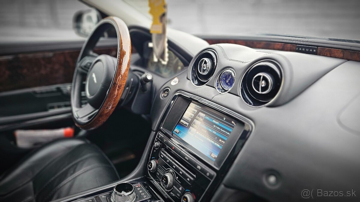 Jaguár XJ Long3,0 TDI - 15