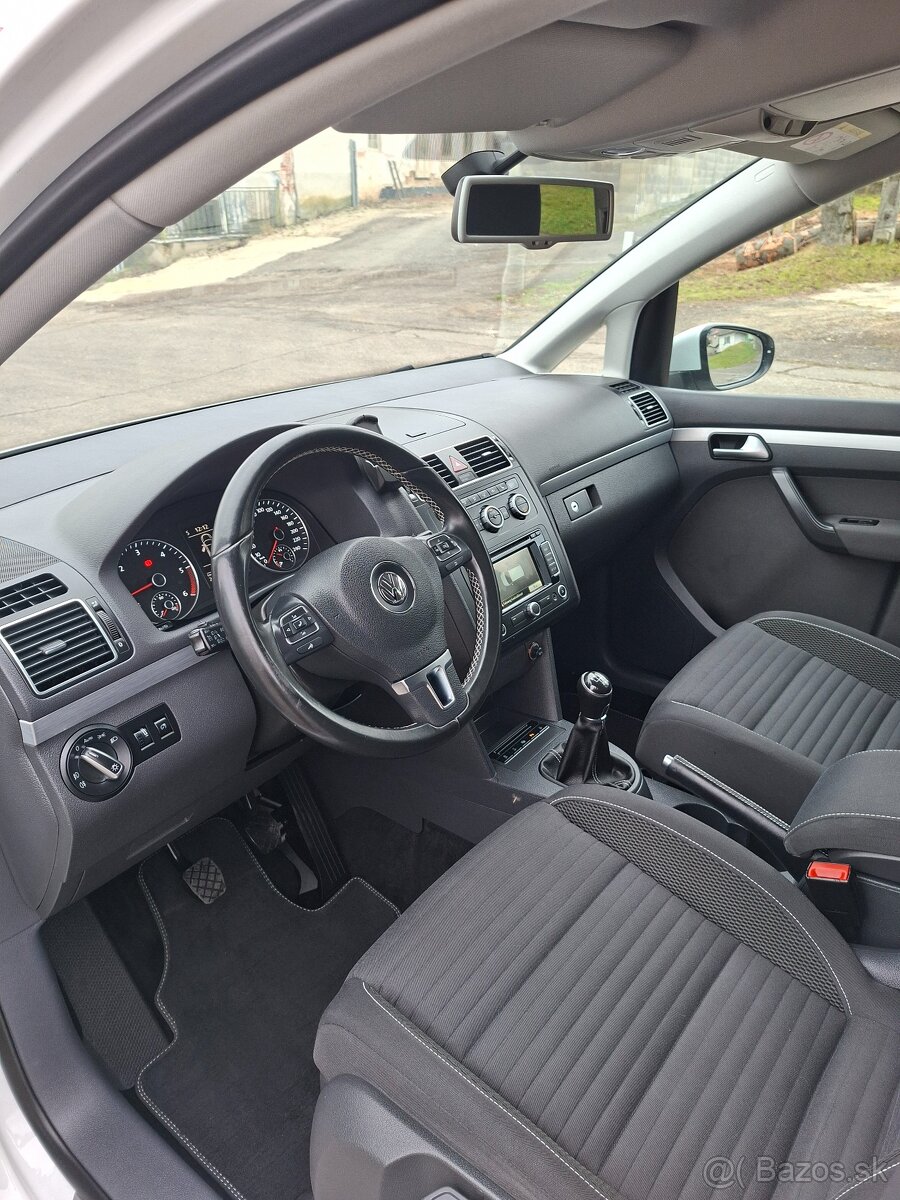 TOURAN CUP 2.0 TDI 103KW 2014 XENON - 15