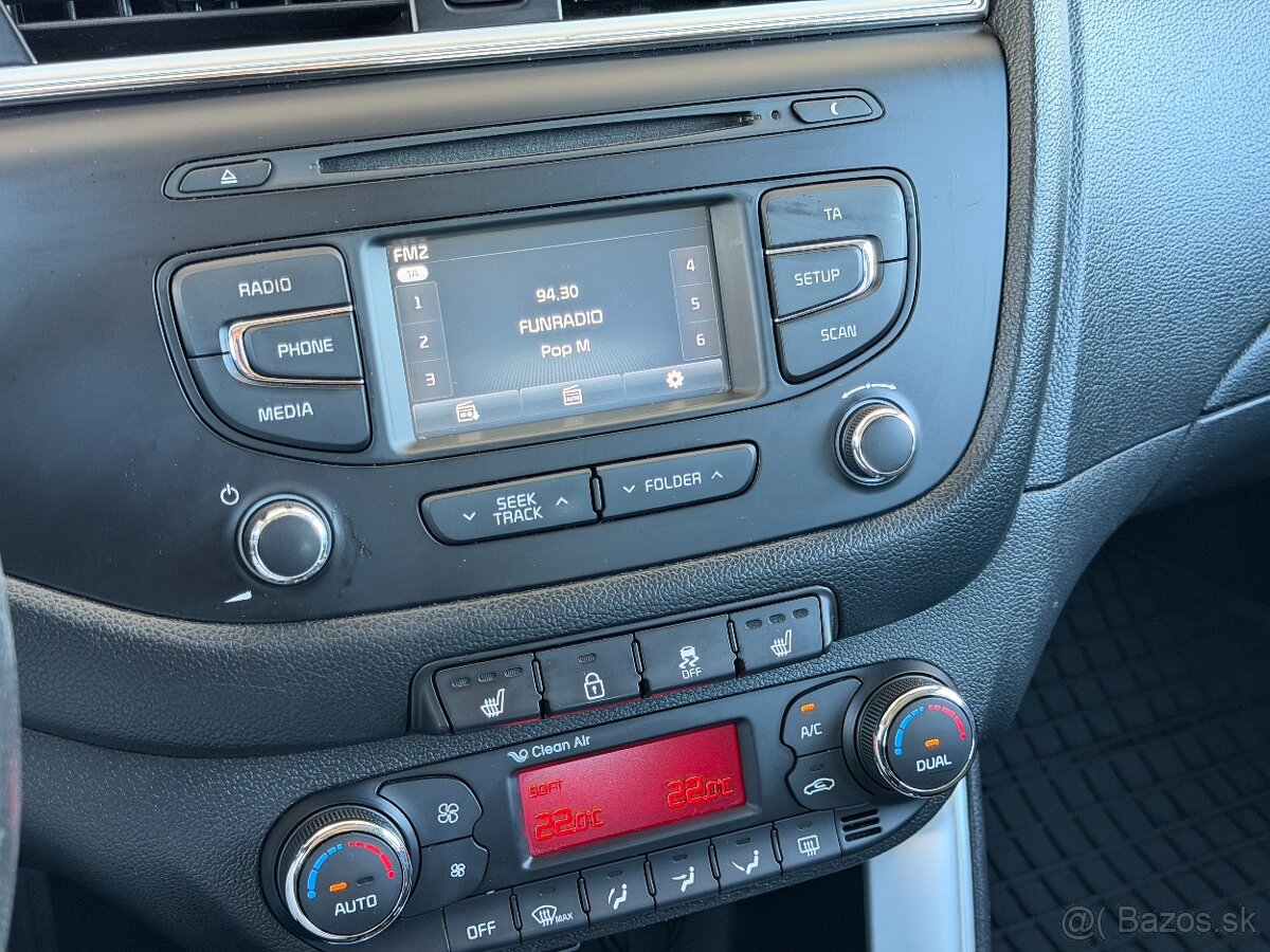 Kia Ceed SW 1.6 CRDi VGT Gold SR auto Facelift - 15