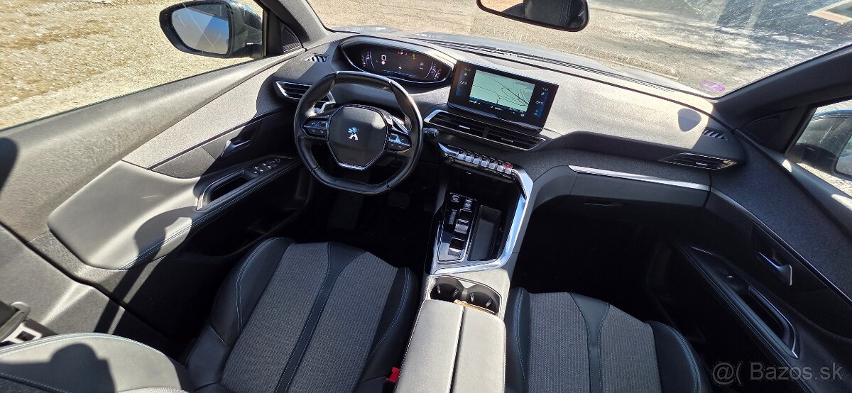 Peugeot 5008 7 miestne - 15