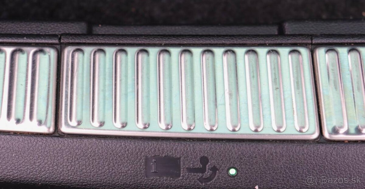 Škoda Superb Combi 2.0 TDI SCR Style DSG - 15