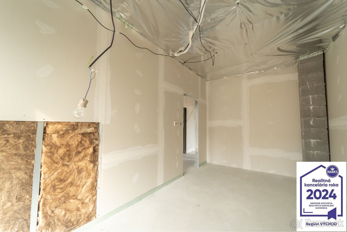 Novostavba nízkoenergetického rodinného dvojdomu, Moldava na - 15