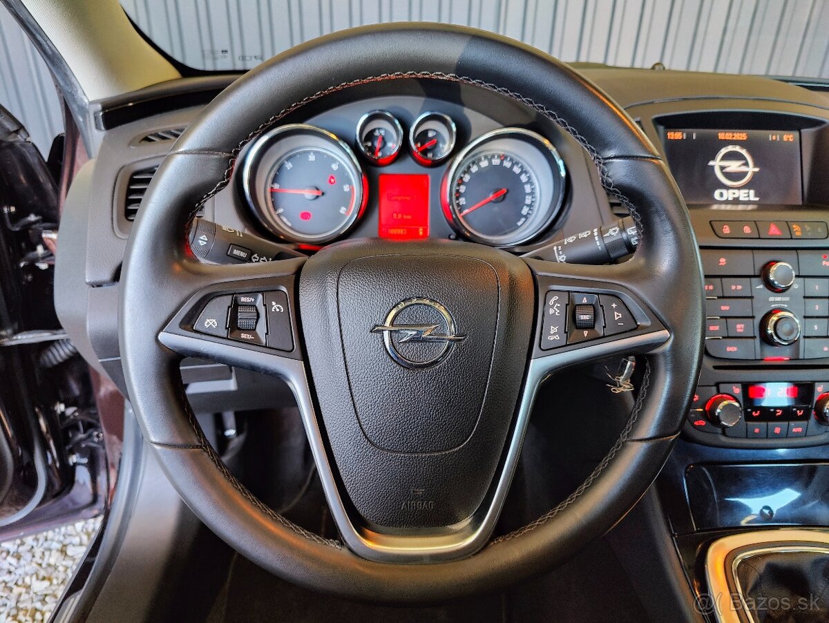 Opel Insignia 2.0 CDTI 160k Cosmo - 15