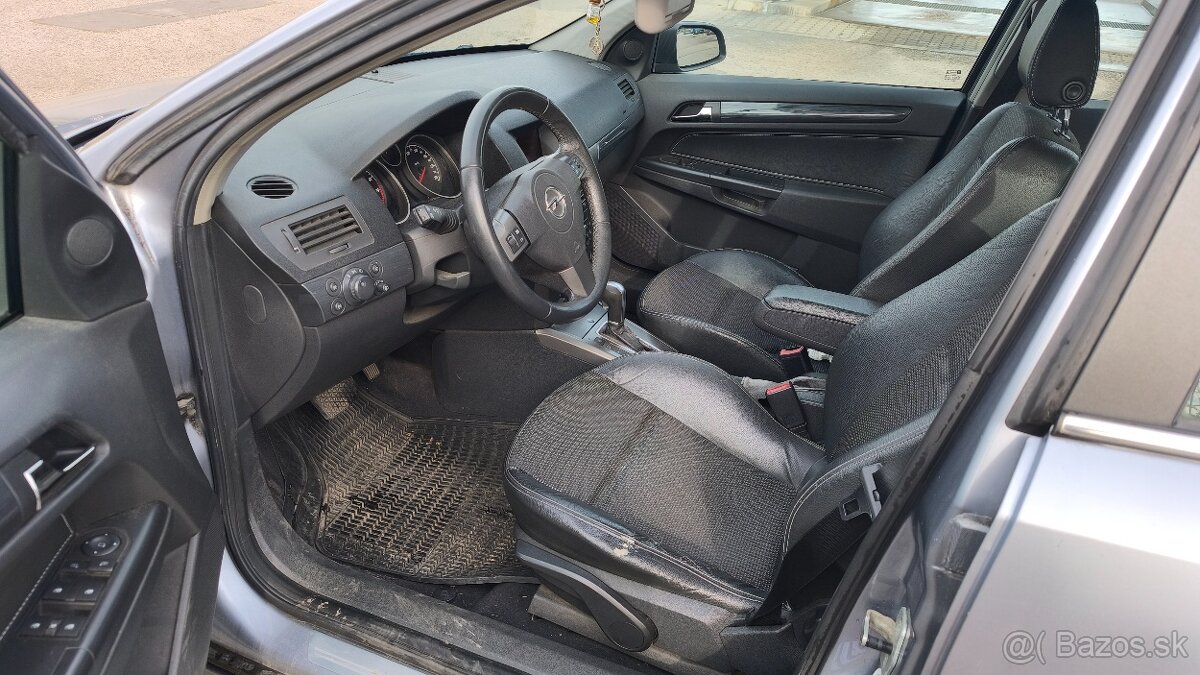 Opel Astra H 1.8 92 kW - 15