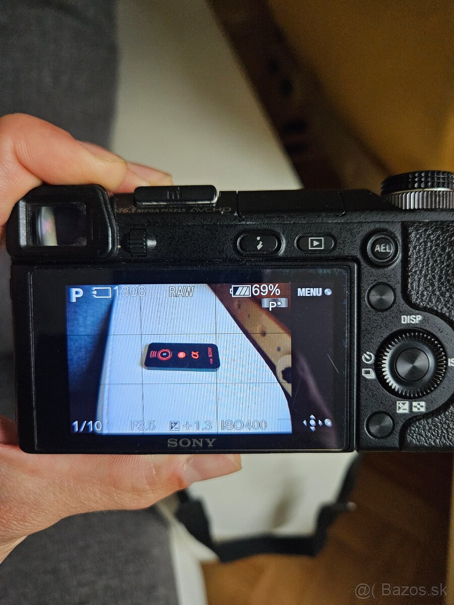 Sony NEX-6 + Sony PZ 16-50 + príslušenstvo - 15