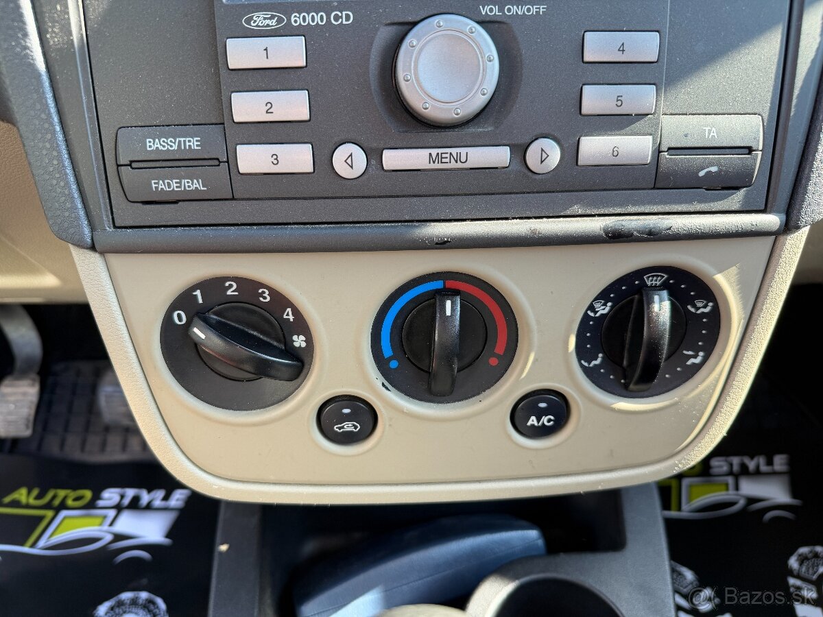 Ford Fiesta 1.3 Ambiente - 15