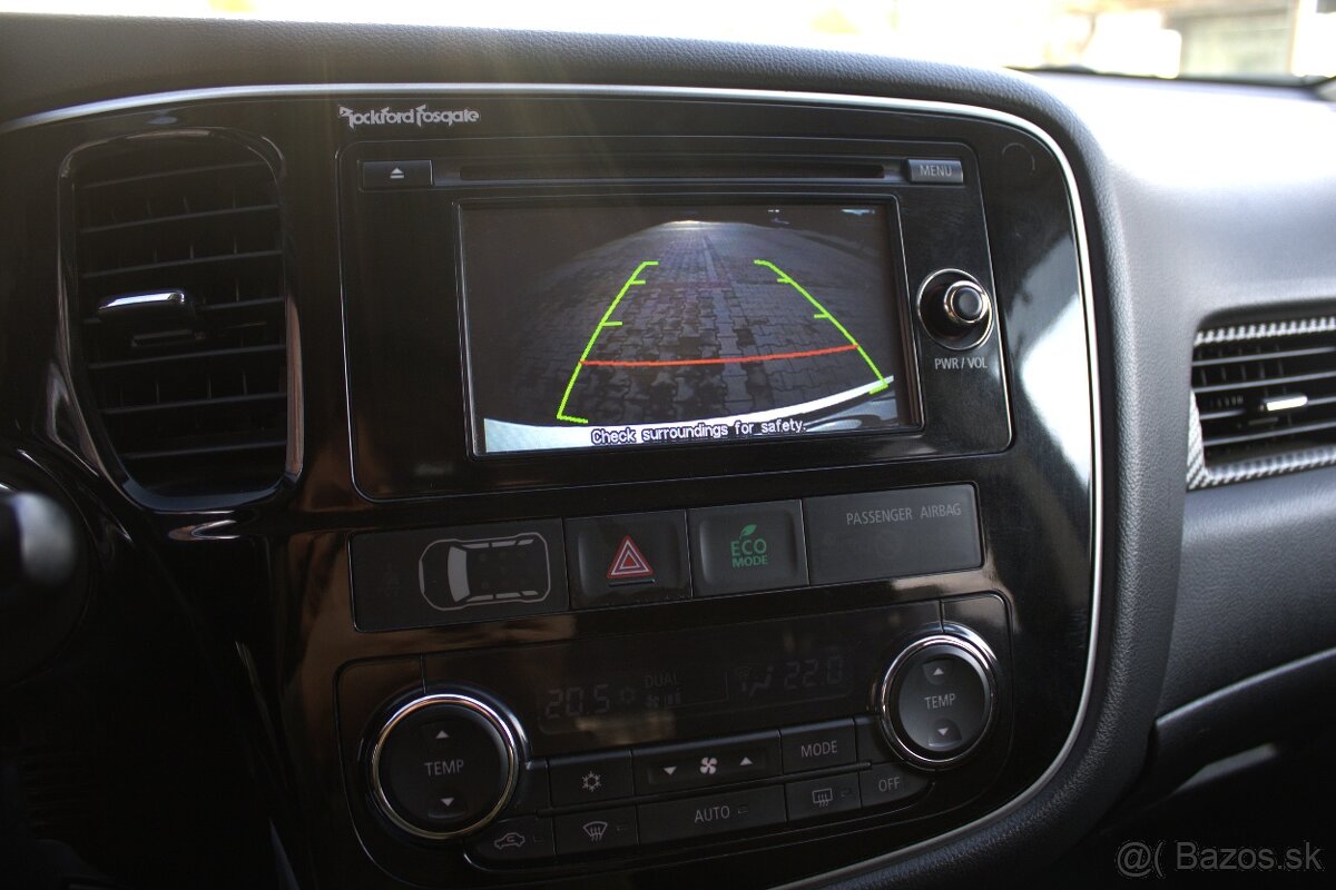 Mitsubishi Outlander 2.2 DI-D Intense+, 150k, 7 miestny - 15