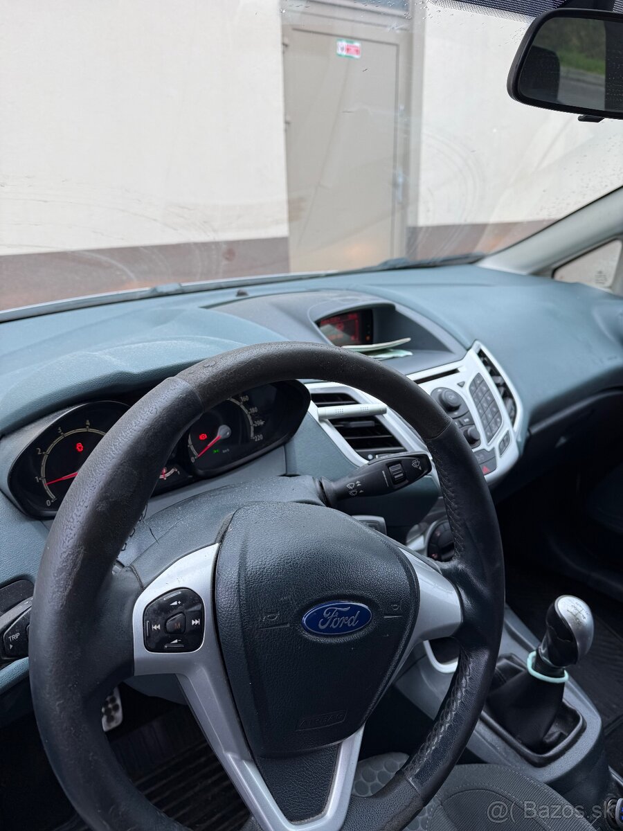 ford fiesta 1.6 - 15