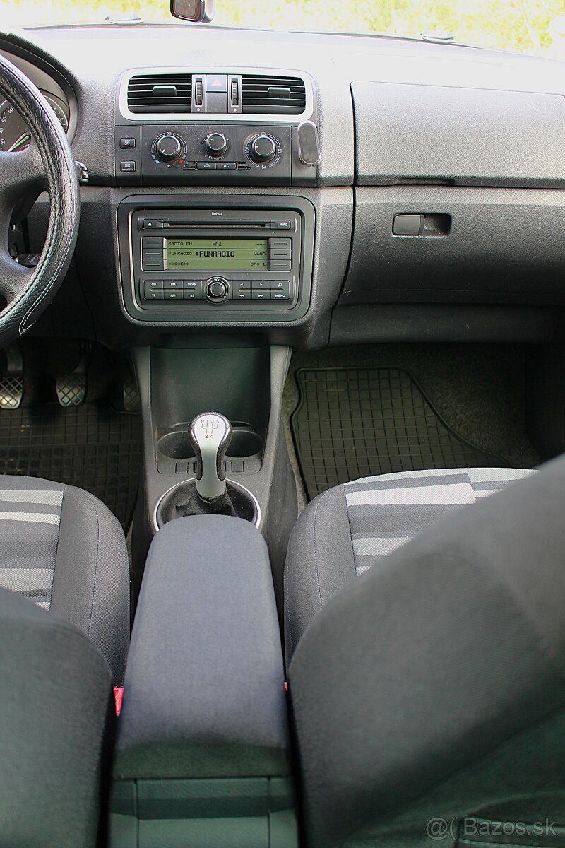 ŠKODA..ROOMSTER...1,2..51KW....BENZIN....2009....154TIS..KM - 15