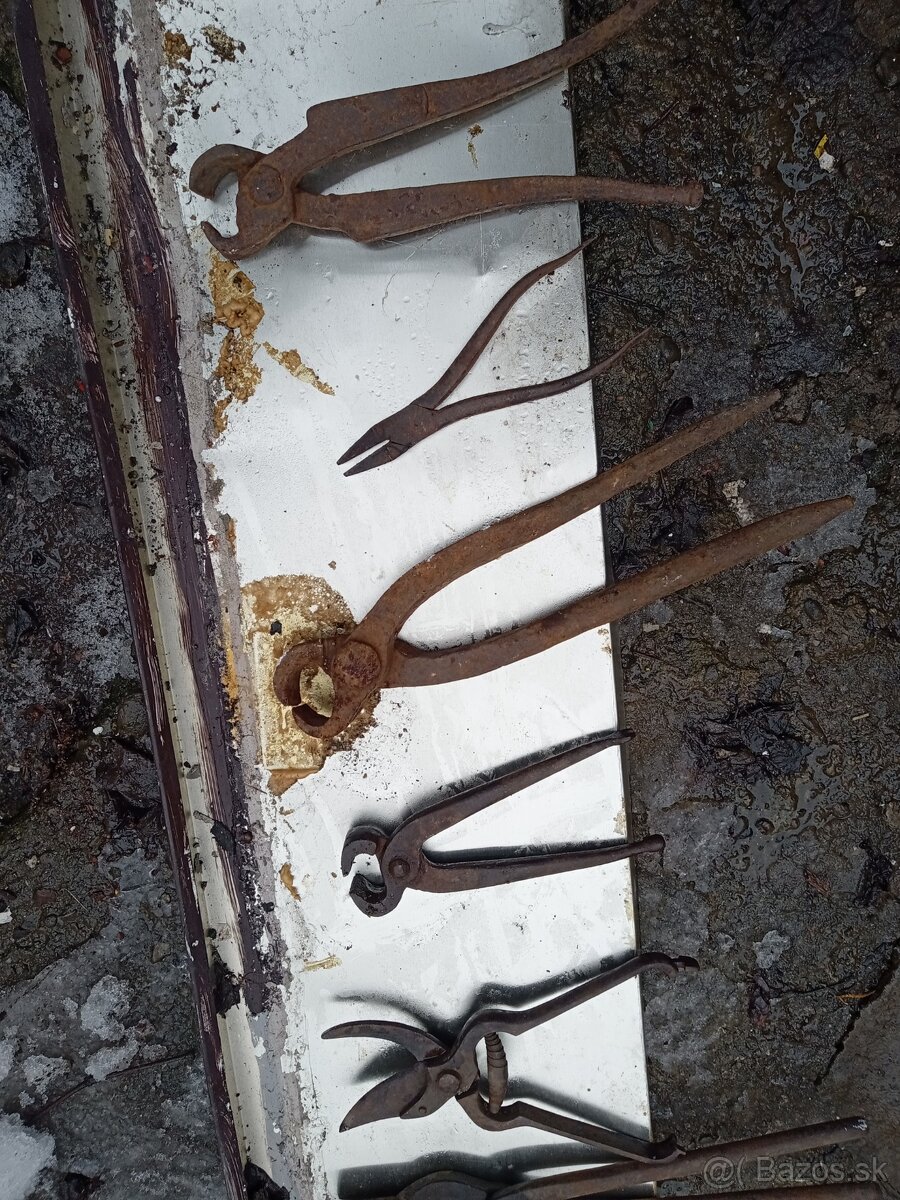 Staré kliešte - 15