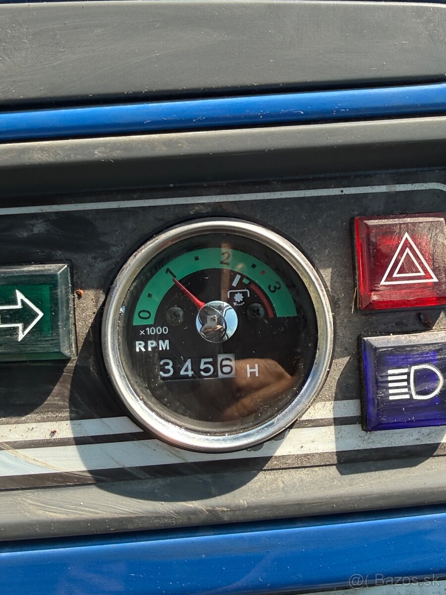 Malotraktor ISEKI TM215 - 15