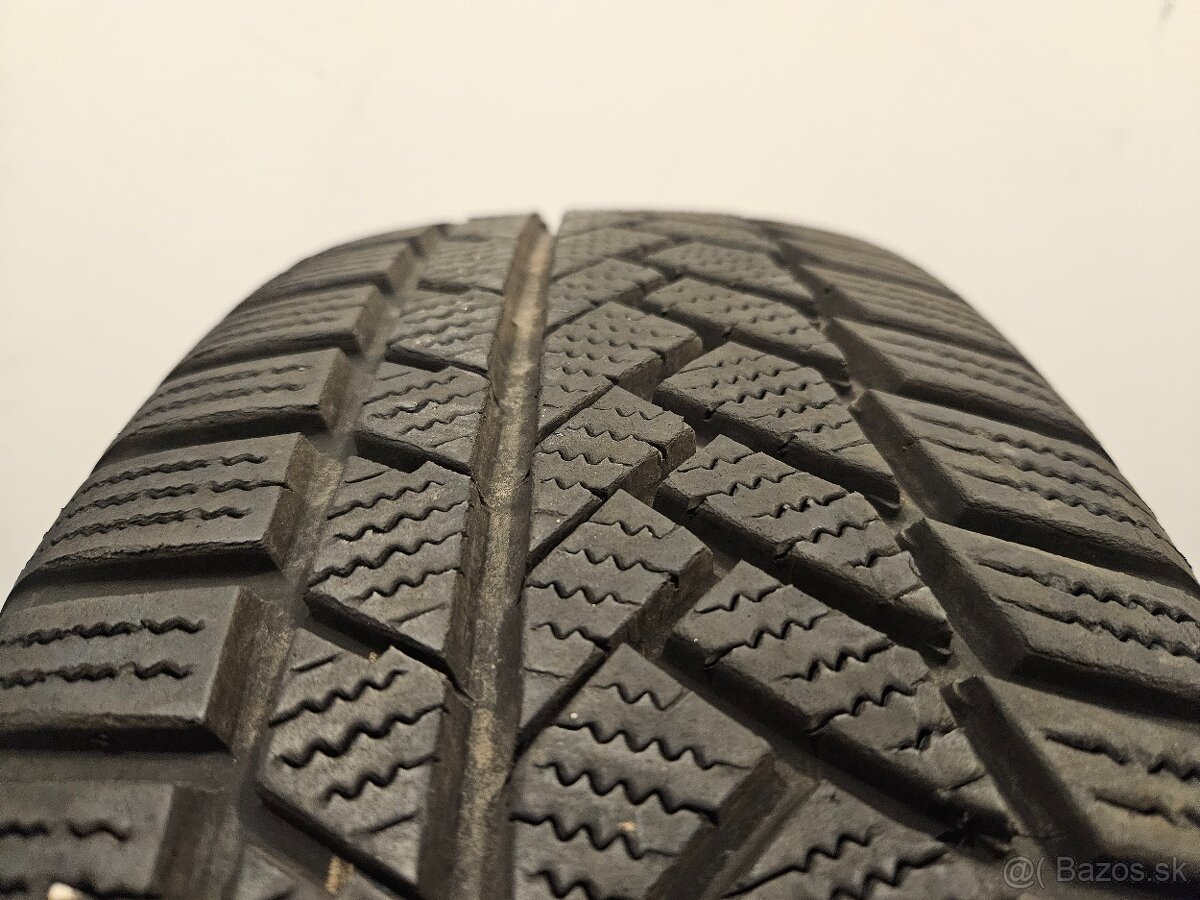 Špičkové zimné pneumatiky Continental - 215/65 r17 99H - 15
