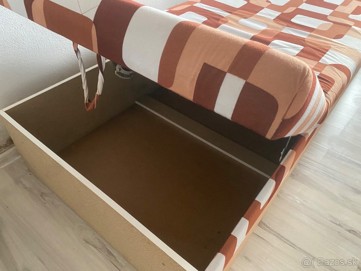 Postel Válenda s úložným priestorom ako nové - 15