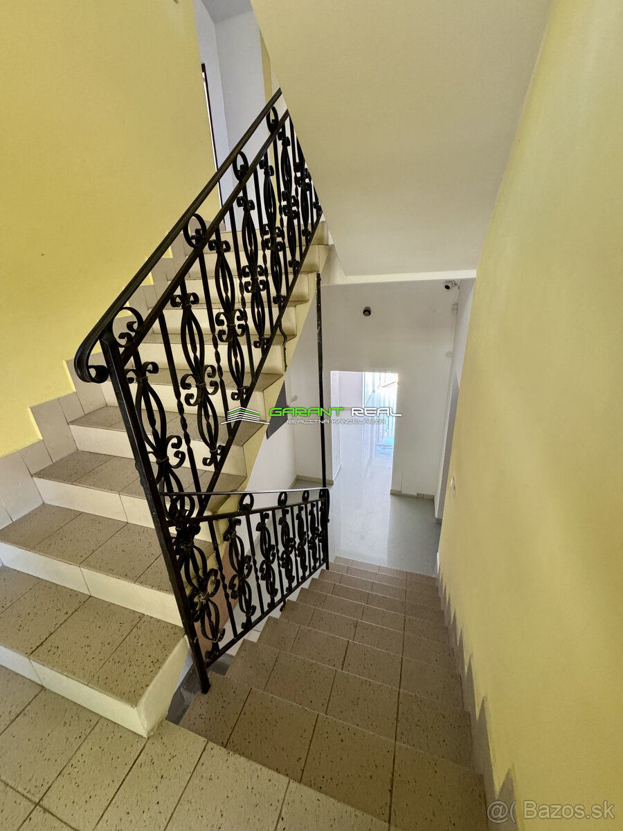 Prenájom zariadený obchodný priestor, 195 m2, Masarykova ul. - 15