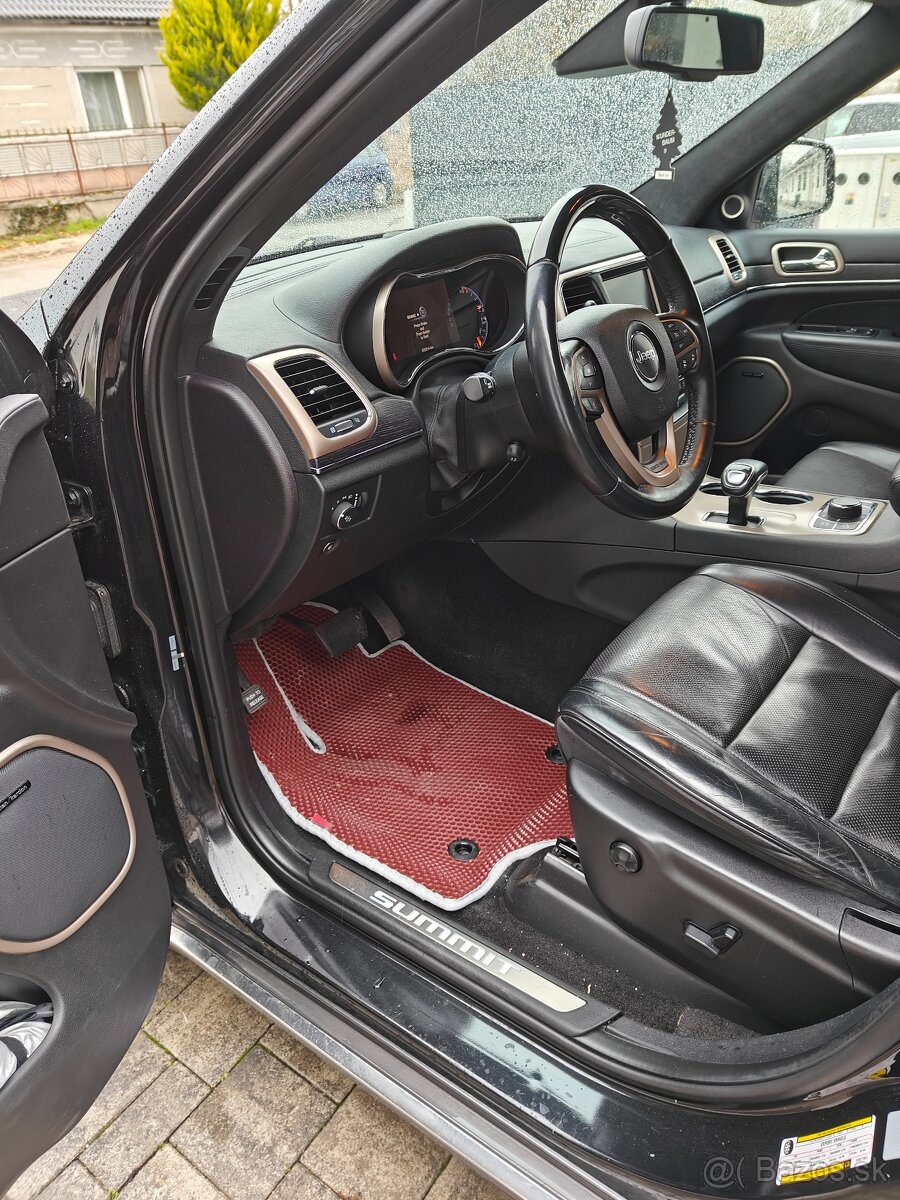 Jeep Grand Cherokee - 15