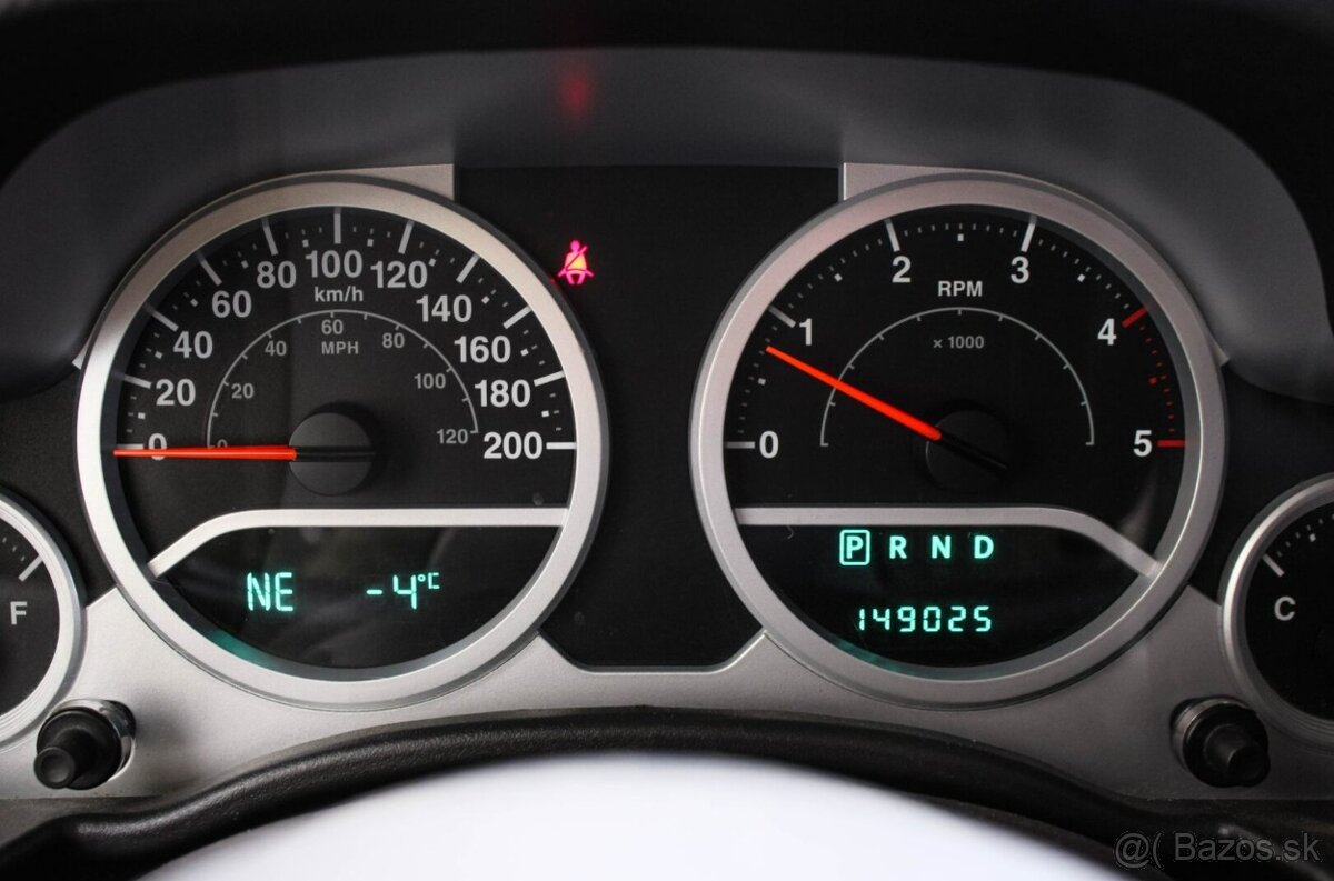 Jeep Wrangler 2.8 CRD Sport A/T - 15