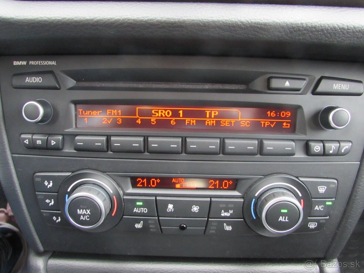 BMW X1 xDrive 18d A/T - 4x4 - splátka 175,-€ - 15