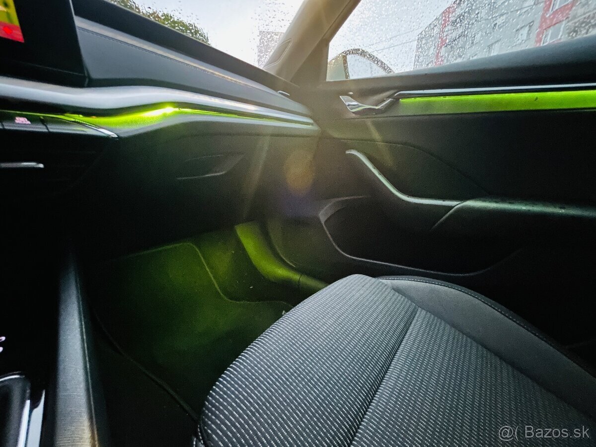 Škoda Octavia Combi 4 IV 2.0 TDI, 129.700 km, MATRIX/VIRTUAL - 15