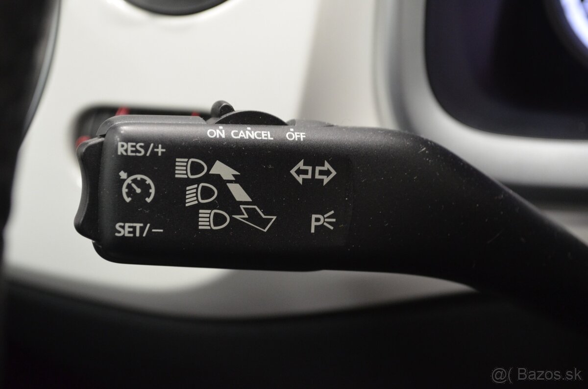 Volkswagen New Beetle 2.0 TDI Design - 15