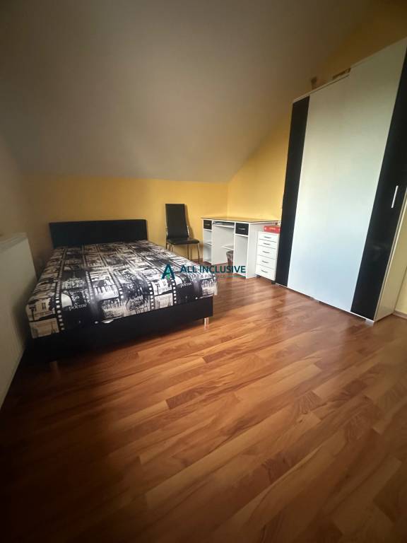 Ponúkame na prenájom 4izb. rodinný dom v obci Tomášov pri Br - 15