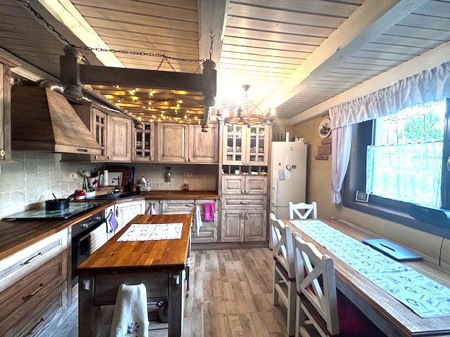 Na predaj rodinné domy v srdci Myjavských kopaníc. - 15