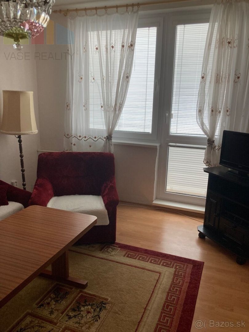 ZNÍŽENÁ CENA - Predaj 3 - izbový moderný byt s dvomi balkón - 15