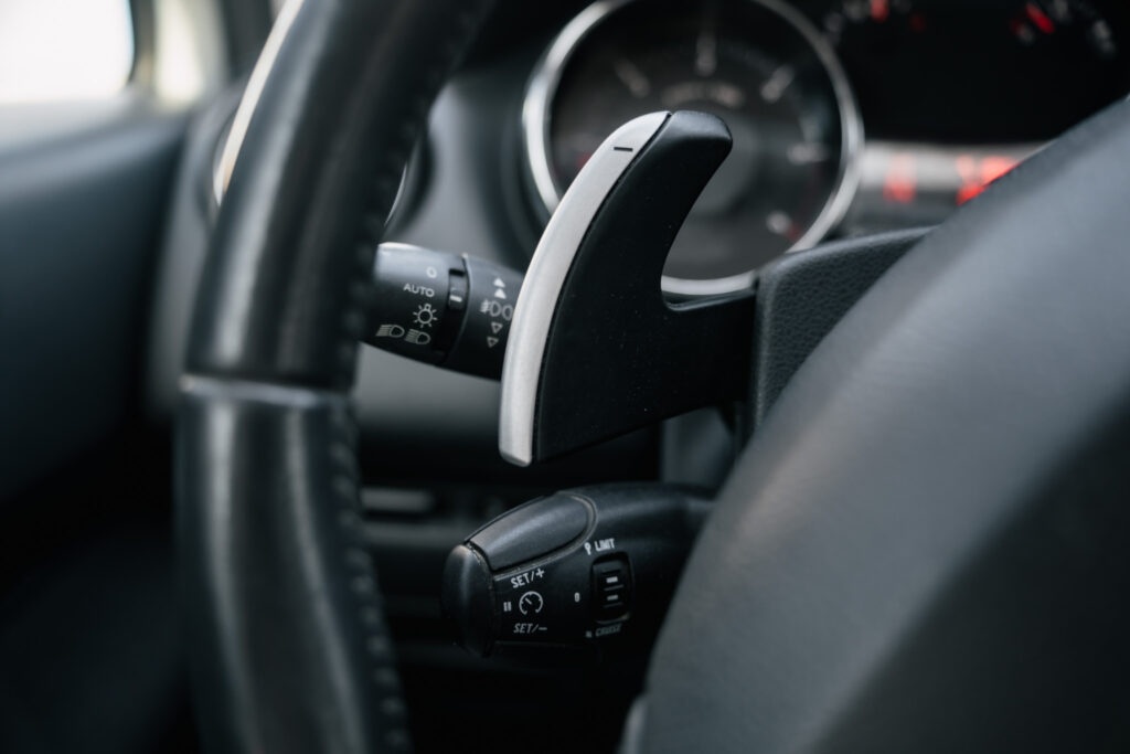 Peugeot 3008 1.6 HDi AT6 2011 - 15