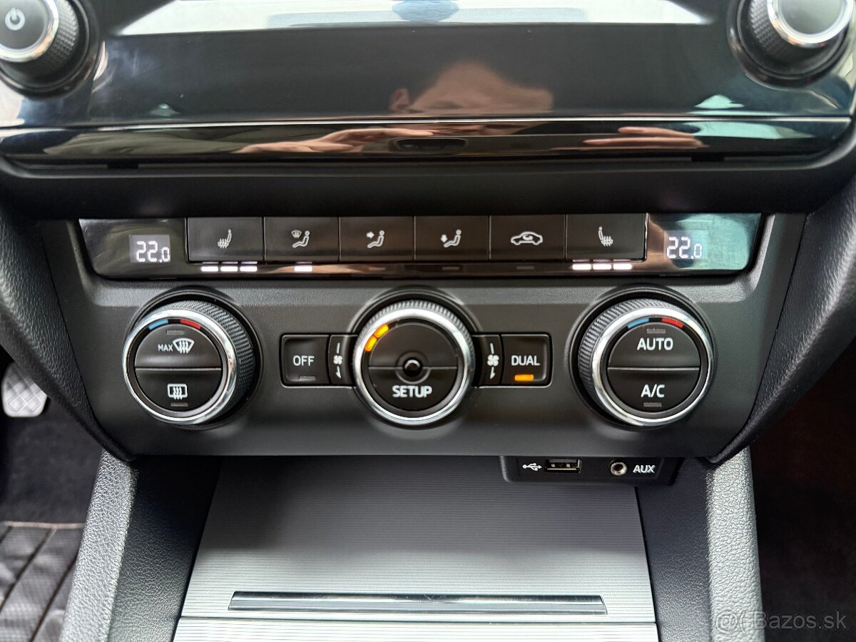 Škoda Octavia Combi 2.0 TDI Elegance 110kw - 15