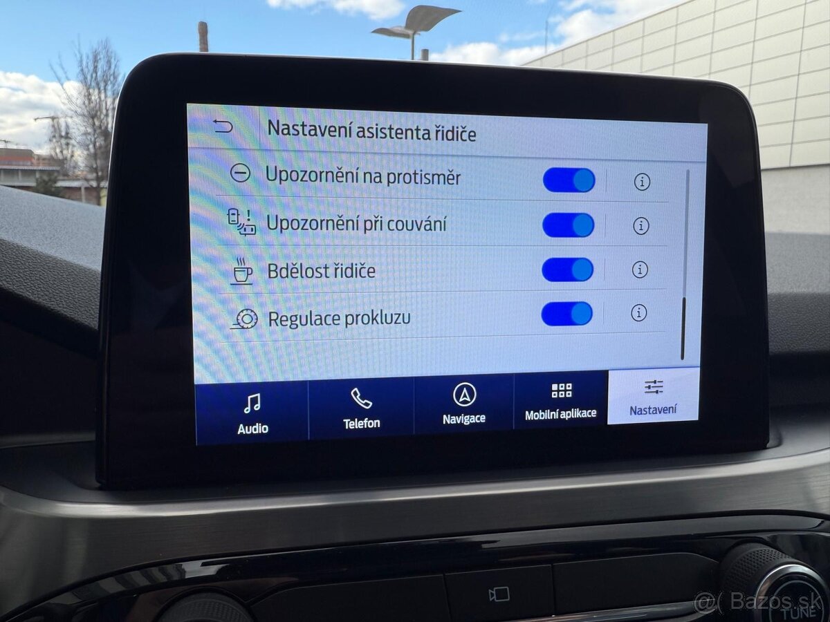 Ford Kuga 2.5 Duratec PHEV 225k Titanium X CVT
- 15