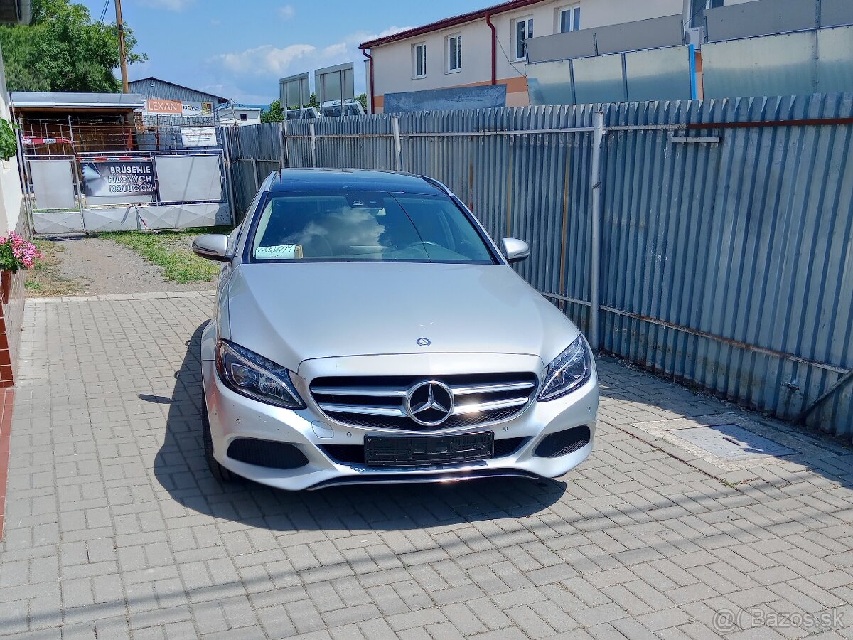 Mercedes-Benz C trieda Kombi 200 d - 15