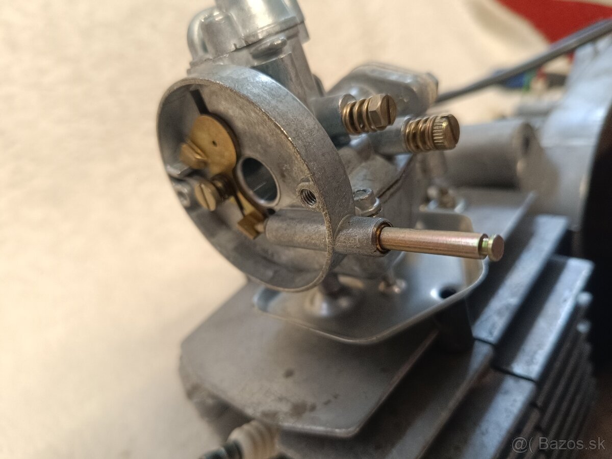 NOVÝ - motor babetta 210 , uloženka - 15