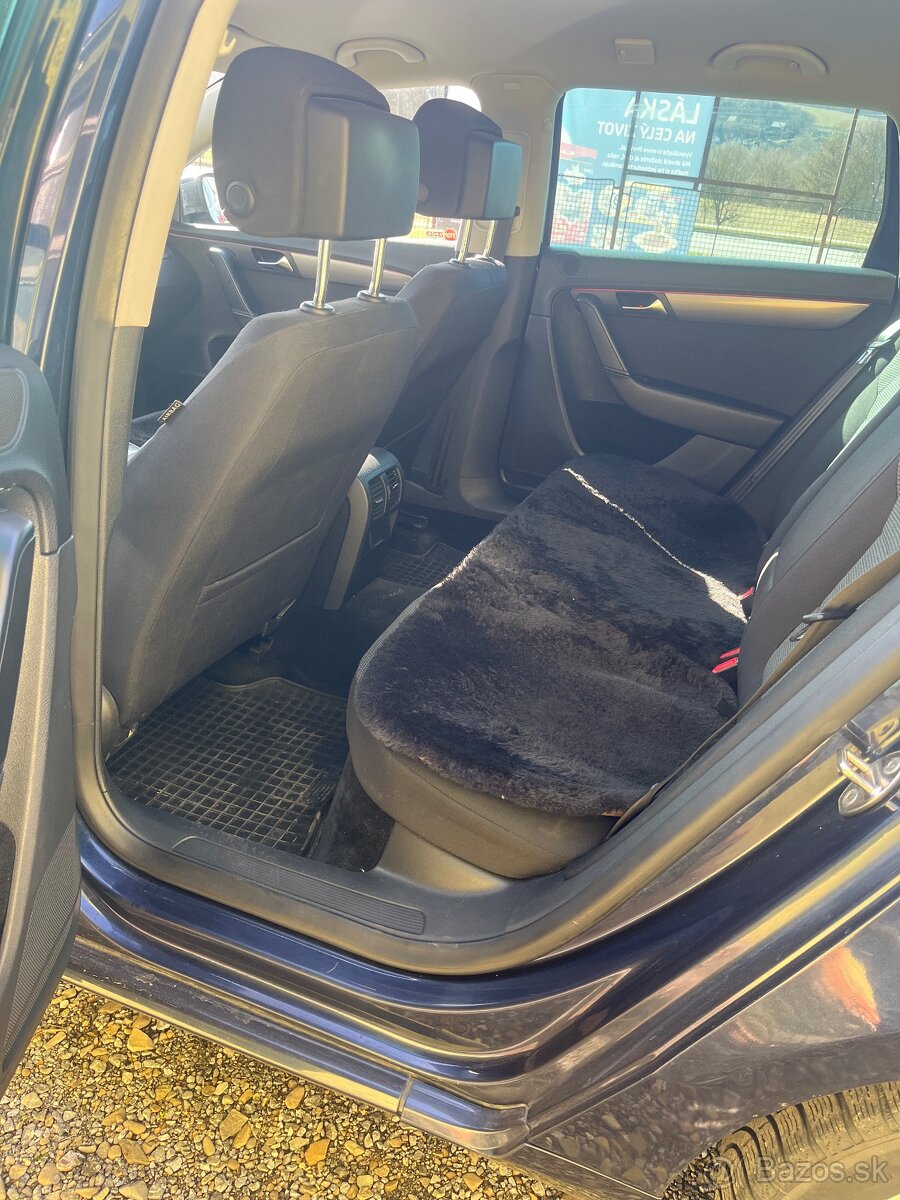 VW Passat B7 Variant (2.0 TDI 103kW, DSG) - 15